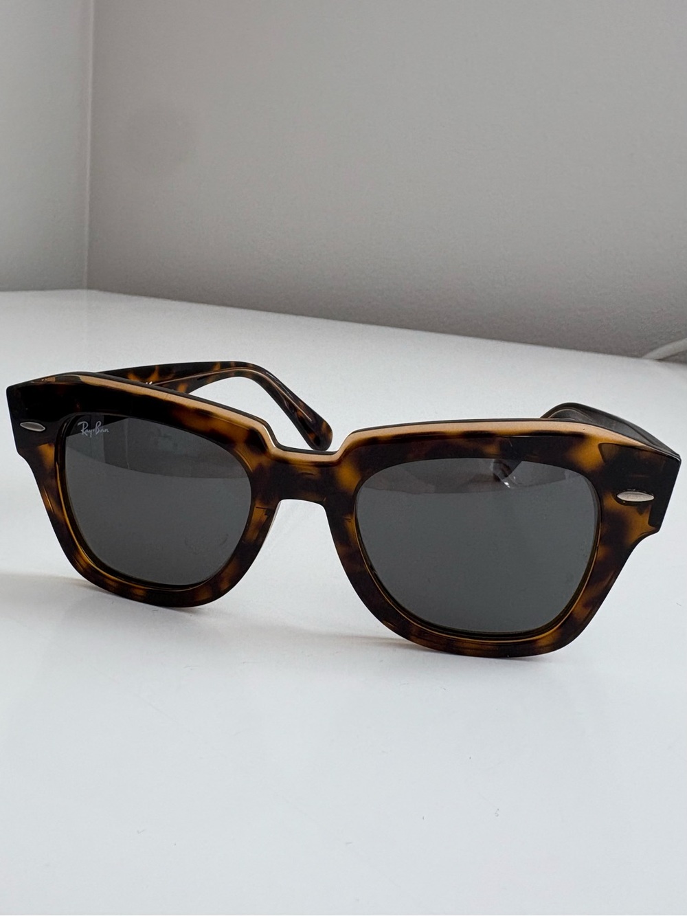 Ray-Ban RB2186 STATE STREET Sunglasses - Picture 1 of 9